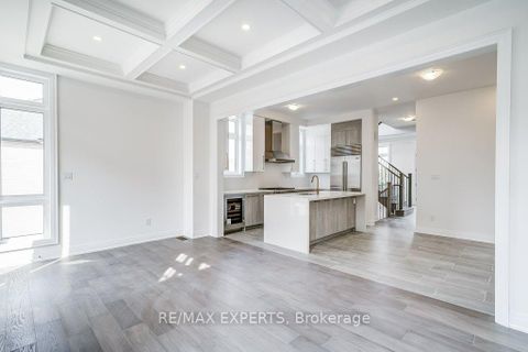 Photo 10 at 14A Mccachen Street, Oak Ridges, Richmond Hill