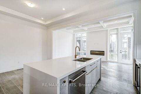 Photo 13 at 14A Mccachen Street, Oak Ridges, Richmond Hill