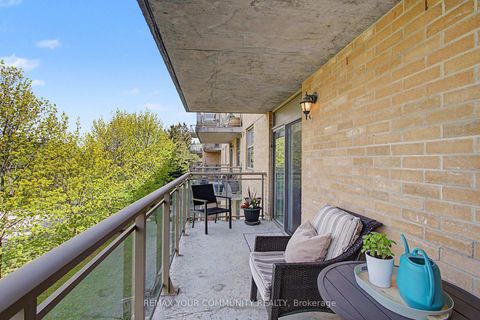 Photo 17 at 312 - 2506 Rutherford Road, Maple, Vaughan