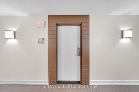 Photo 2 at 2304 - 2191 Yonge Street, Mount Pleasant West, Toronto