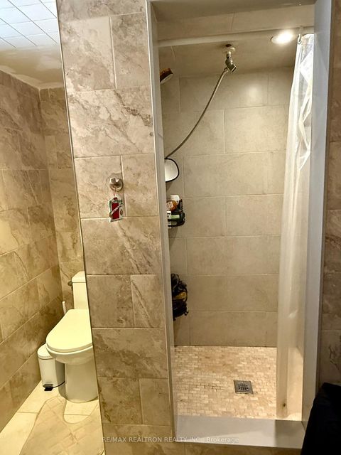 Photo 17 at 132 Brookhaven Drive, Amesbury, Toronto