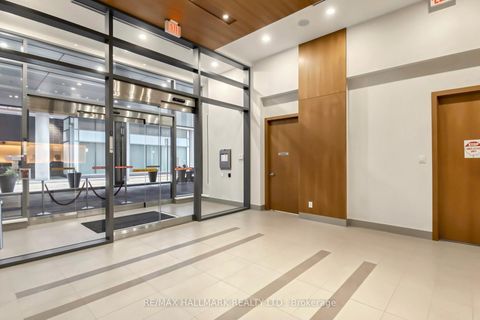 Photo 4 at 313 - 295 Adelaide Street W, Waterfront Communities C1, Toronto