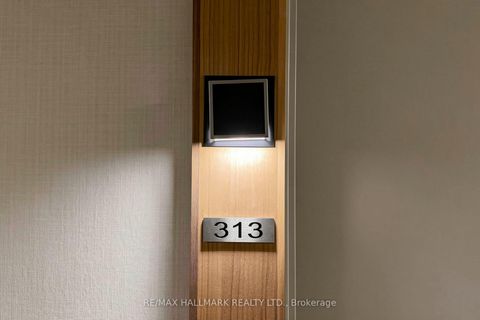 Photo 6 at 313 - 295 Adelaide Street W, Waterfront Communities C1, Toronto