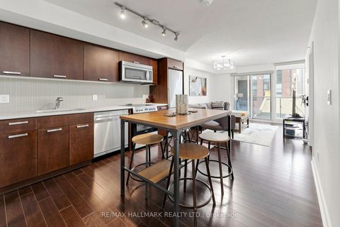 Photo 10 at 313 - 295 Adelaide Street W, Waterfront Communities C1, Toronto