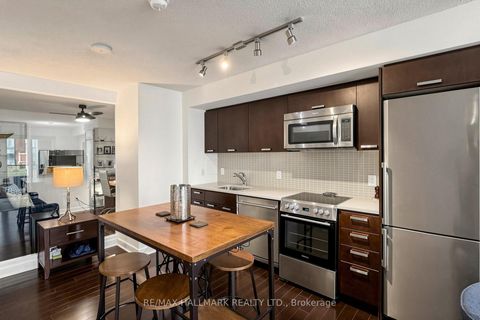 Photo 12 at 313 - 295 Adelaide Street W, Waterfront Communities C1, Toronto