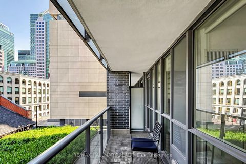 Photo 26 at 313 - 295 Adelaide Street W, Waterfront Communities C1, Toronto