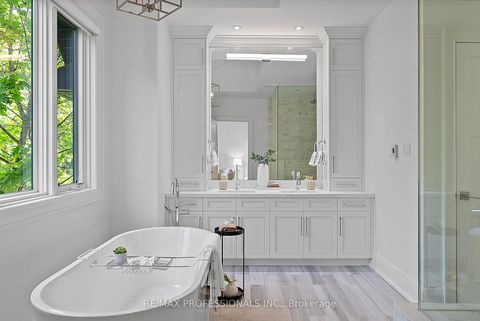 Photo 22 at 146 Thompson Avenue, Queensway, Toronto