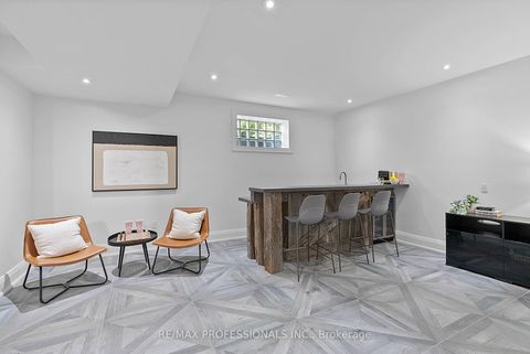 Photo 37 at 146 Thompson Avenue, Queensway, Toronto