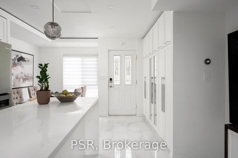 Photo 2 at 83 - 28 Livingston Road, Guildwood, Toronto