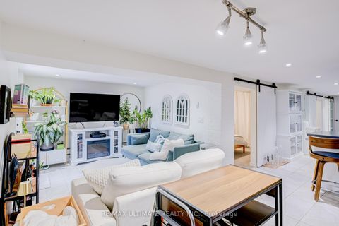 Photo 10 at 533 Kingston Road, The Beaches, Toronto