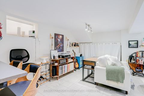 Photo 15 at 533 Kingston Road, The Beaches, Toronto