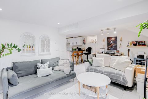 Photo 17 at 533 Kingston Road, The Beaches, Toronto