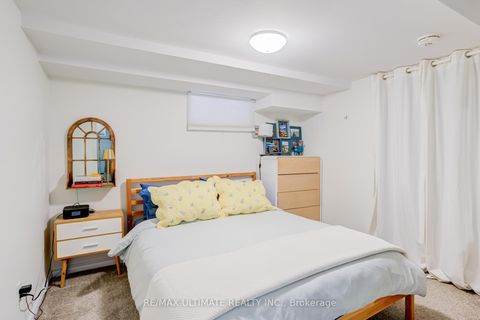 Photo 19 at 533 Kingston Road, The Beaches, Toronto