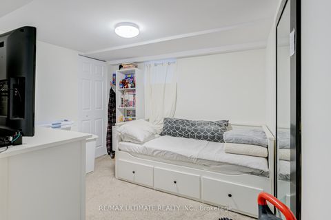 Photo 21 at 533 Kingston Road, The Beaches, Toronto
