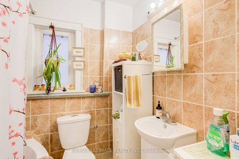 Photo 32 at 533 Kingston Road, The Beaches, Toronto