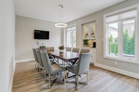 Photo 7 at 21 Amparo Drive, Vellore Village, Vaughan