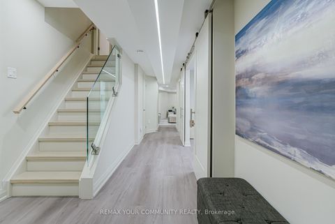 Photo 20 at 21 Amparo Drive, Vellore Village, Vaughan