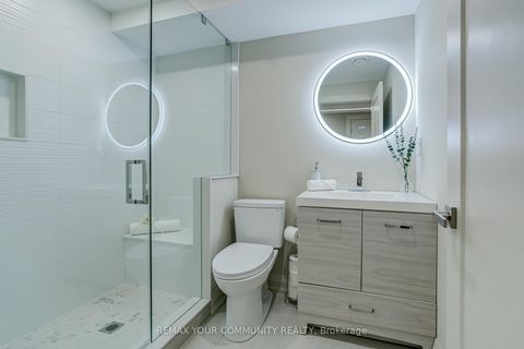 Photo 27 at 21 Amparo Drive, Vellore Village, Vaughan