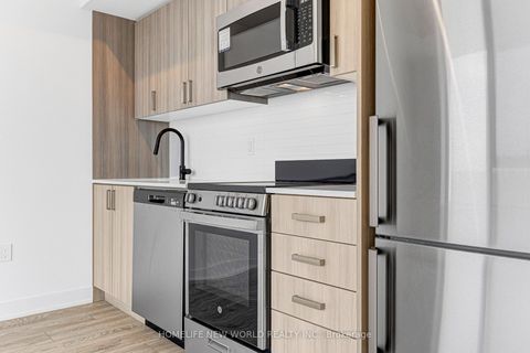 Photo 9 at 807 - 758 Dovercourt Road, Junction, Toronto
