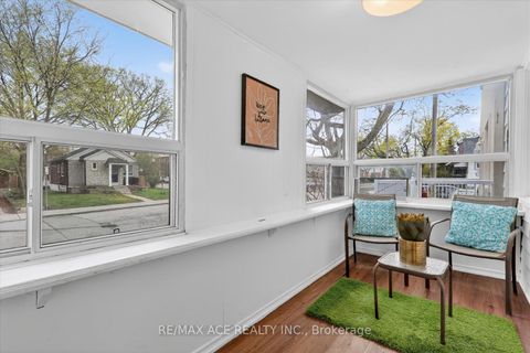 Photo 4 at 183 Glebemount Avenue, East York, Toronto