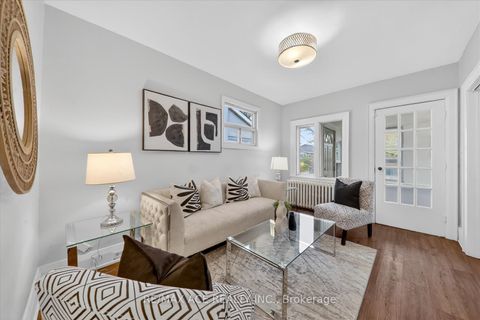 Photo 7 at 183 Glebemount Avenue, East York, Toronto