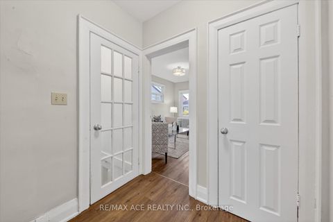 Photo 14 at 183 Glebemount Avenue, East York, Toronto