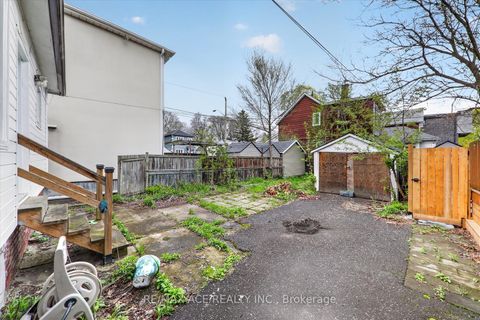 Photo 26 at 183 Glebemount Avenue, East York, Toronto
