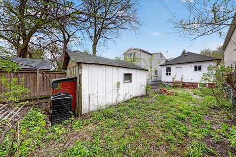 Photo 29 at 183 Glebemount Avenue, East York, Toronto