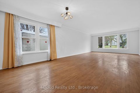 Photo 19 at 52 Montressor Drive, Windfields, Toronto