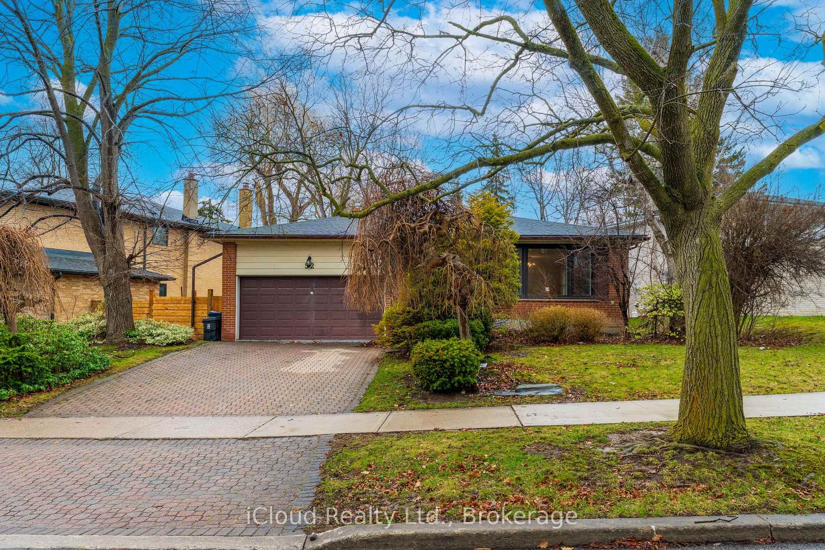 52 Montressor Drive, Windfields, Toronto 