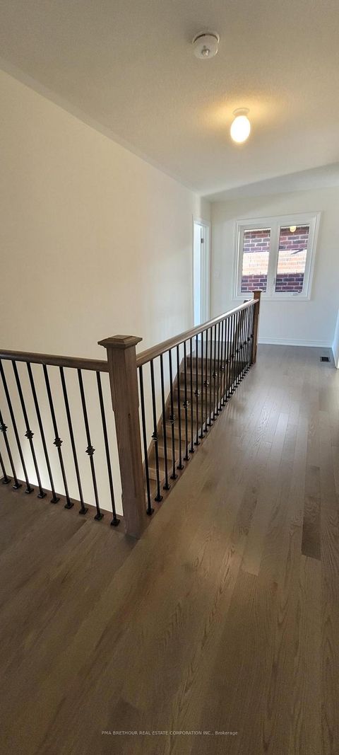 Photo 10 at 149 Dovedale Drive, Keswick South, Georgina