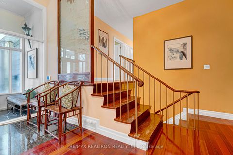 Photo 35 at 25 Vernham Court, Windfields, Toronto