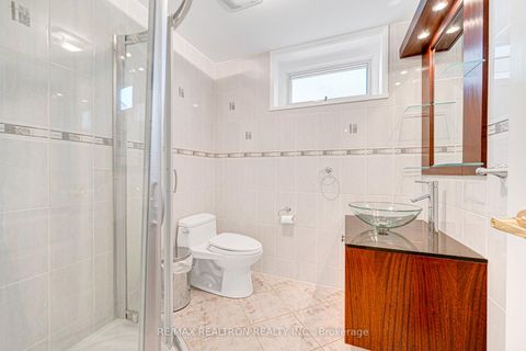 Photo 38 at 25 Vernham Court, Windfields, Toronto