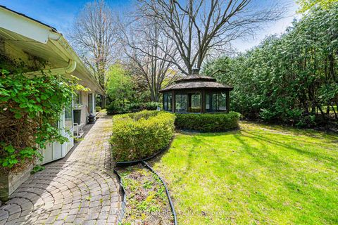 Photo 39 at 25 Vernham Court, Windfields, Toronto