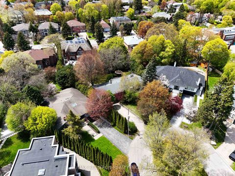 Photo 45 at 25 Vernham Court, Windfields, Toronto