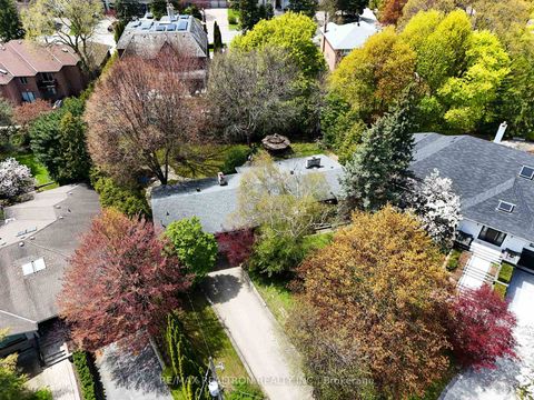 Photo 49 at 25 Vernham Court, Windfields, Toronto