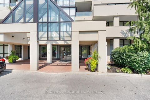 Photo 2 at 1006 - 5 Rowntree Road, Jamestown, Toronto