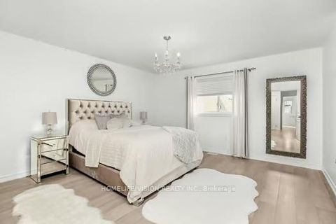 Photo 14 at 19 Grey Wing Avenue, Keswick South, Georgina
