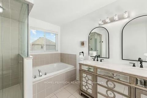 Photo 17 at 19 Grey Wing Avenue, Keswick South, Georgina