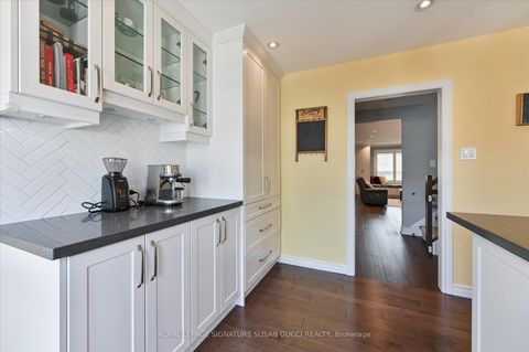 Photo 10 at 86 Barker Avenue, East York, Toronto