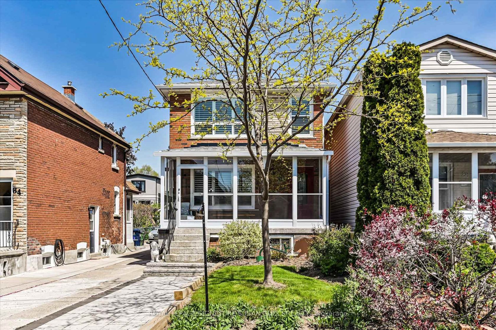 86 Barker Avenue, East York, Toronto 