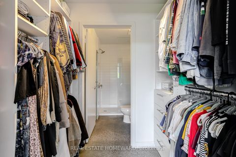 Photo 12 at 310 - 549 King Street E, Moss Park, Toronto