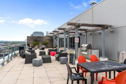 Photo 26 at 310 - 549 King Street E, Moss Park, Toronto