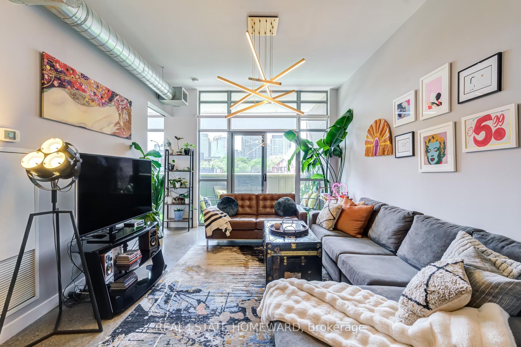 310 - 549 King Street E, Moss Park, Toronto 