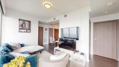 Photo 17 at 3011 - 19 Bathurst Street, Waterfront Communities C1, Toronto