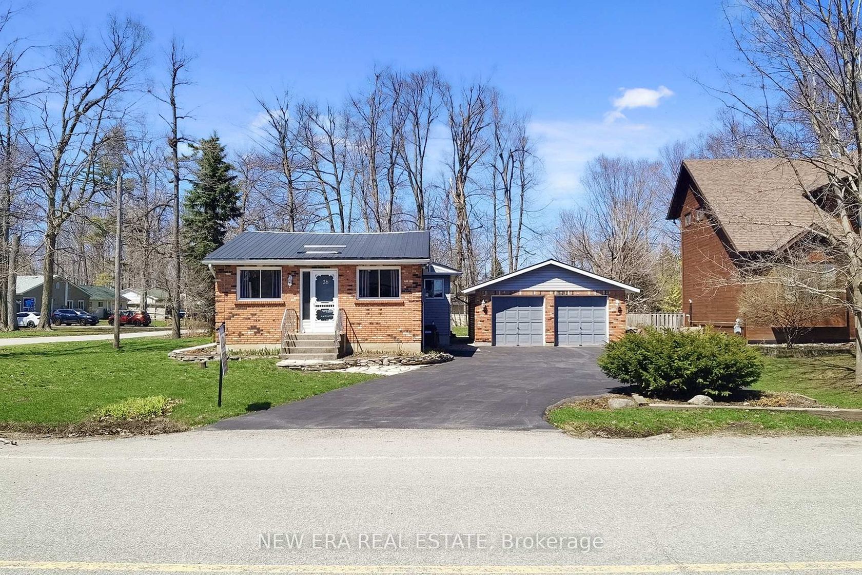 26 Big Bay Point Road, Rural Innisfil, Innisfil photo number 2