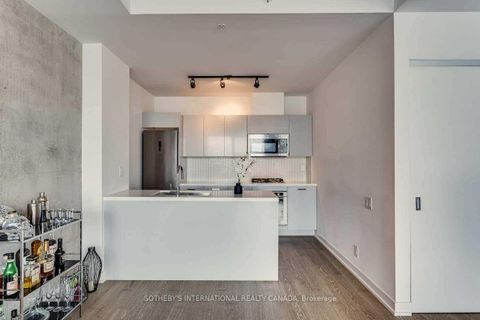 Photo 21 at PH06 - 39 Brant Street, Waterfront Communities C1, Toronto