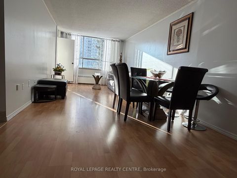 Photo 3 at 209 - 340 Dixon Road, The Westway, Toronto