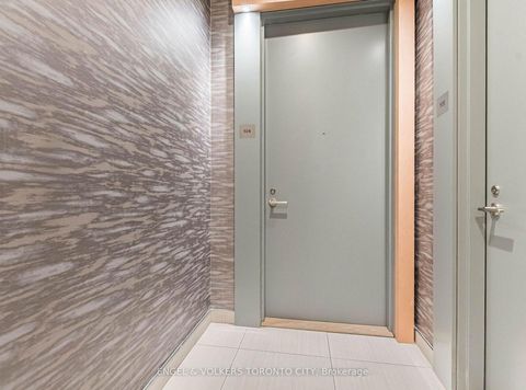 Photo 1 at TH104 - 70 Annie Craig Drive, Mimico, Toronto