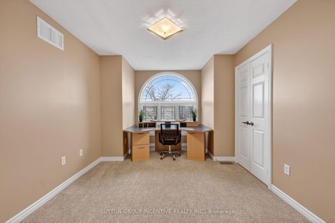 Photo 27 at 4 Chantal Street, Painswick South, Barrie